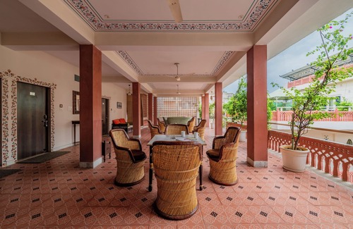 Adarsh Nagar Apartamento | Spacious boutique hotel-suites in jaipur city centre with a lovely pool