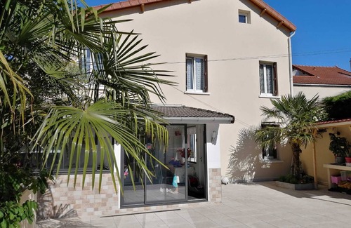 Stains Casa | Spacious, bright house for optimum comfort near Paris