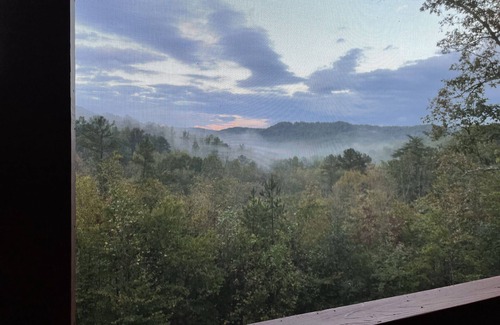 Sloans Valley Cabina | Spacious Cabin with a View