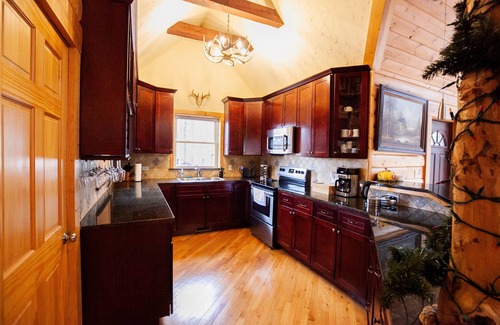 Friendship Cabina | Spacious cabin with two full kitchens