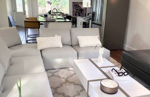 McNeil Casa | Spacious Cedar Park Retreat | Backyard Oasis