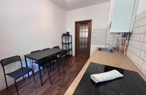 Zeitz Apartamento | Spacious Central 3Bedroom flat for 8 guests