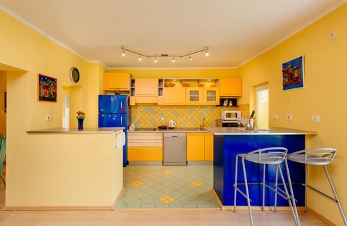 Kotor Apartamento | Spacious Central Magik