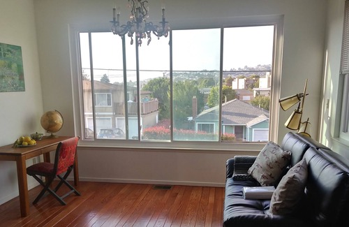 Richmond Annex Casa | Amplio Charmer East Bay Home con capacidad para 11 personas. 寬大 迷你 风格