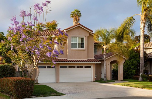 Spinnaker Hill Casa | Amplia casa costera con piscina en Aviara, cerca de la playa y varias atracciones locales
