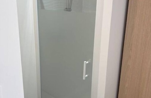 Grandvilliers Apartamento | Spacious, comfortable, refurbished studio apartment