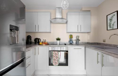 Whittington Apartamento | Spacious & Cosy, Netflix, Parking, Colindale Station