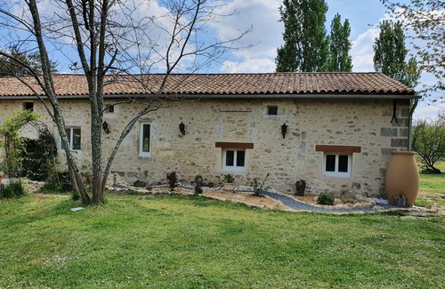 Cubnezais Casa | Spacious cottage in the countryside