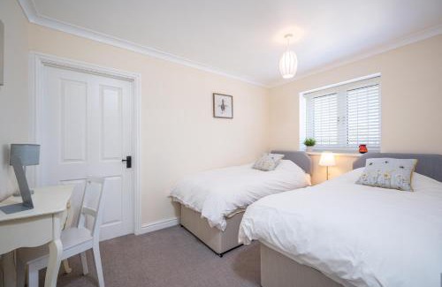 Longtown Casa | Spacious Cottage - Sleeps 4 - in the Black Mountains