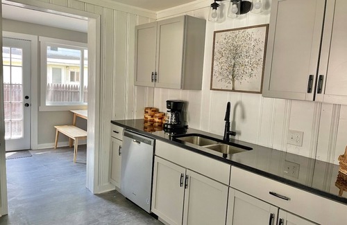 Chippewa Lake Casa | Spacious Cottage #7 @ Chippewa Lake