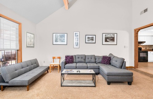 Starkville Casa | Spacious | Country | Escape