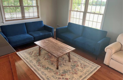 Fisherville Otro | Spacious countryside getaway with a pool! Fun for the whole family or friends!