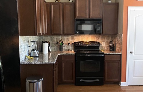 Ladson Casa | Spacious/Cozy 3Bedroom/2.5 Bath Home