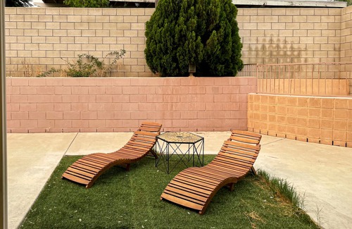 Fontana Casa | Spacious Cozy Home Near Almeria Park