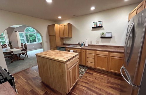 Bridgton Casa | Spacious, cozy home nestled in woods with private outdoor area and fire pit