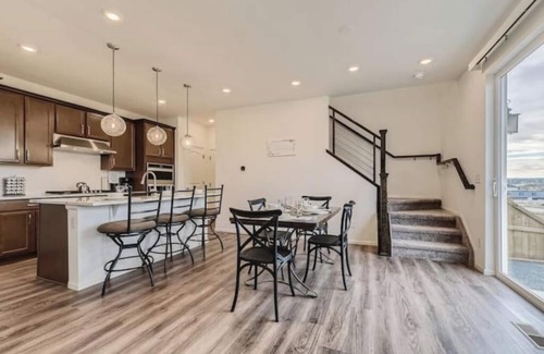 The Pinery Casa | Spacious Cozy Retreat with Fireplace between Parker & Castle Rock