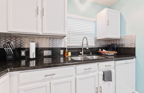 Clodine Casa | Spacious & Cozy Sugar Land Home – Perfect for Families and Remote Workers