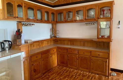 San Isidro de El General Casa | Spacious House w/incredible views of San Isidro - 25 min from Playa Domincal!