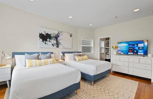Shaw Casa | Spacious DC Retreat Two Units 4BR & 5BA #DCottage