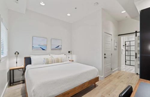 Shaw Casa | Spacious DC Retreat Two Units 4BR & 5BA #DCottage