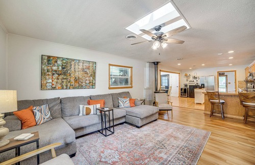 Gun Barrel City Casa | Covered Deck & Fire Pit: Gun Barrel City Escape!