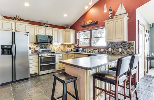 Lake Koshkonong Casa | Amplia casa de Edgerton con playa privada y vistas.