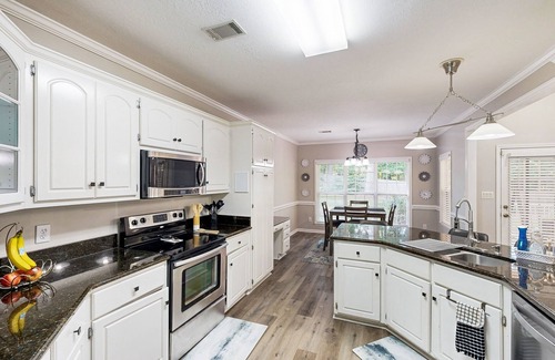 Evans Casa | Spacious, elegant home with backyard & deck - near Augusta National