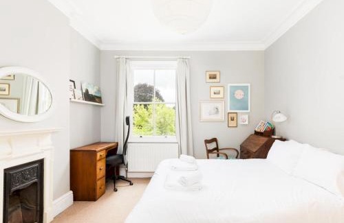 Leamington Spa Casa | Spacious Family 3Bed on Leam Terrace with Parking Pass the Keys