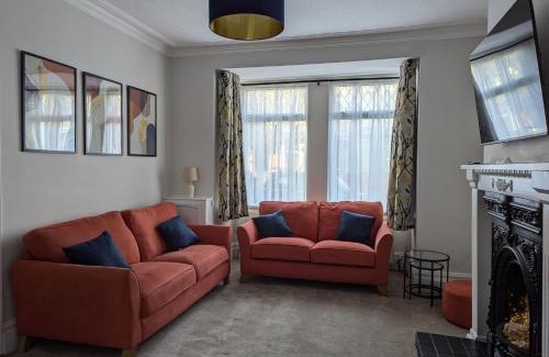 Porthcawl Casa | Spacious Family Holiday Home