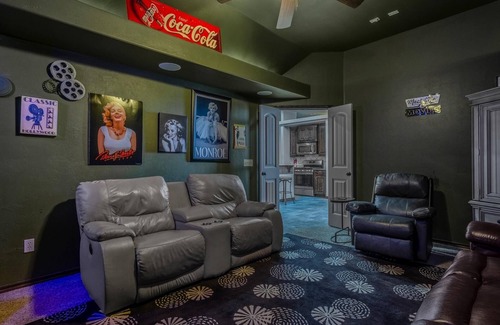 Wheatland Casa | Espaciosa casa familiar cerca del aeropuerto y del centro de OKC