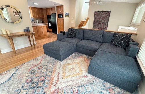 Baseline Sub Casa | Spacious Family Home with Hot Tub, Theater; near trails, Pearl, CU