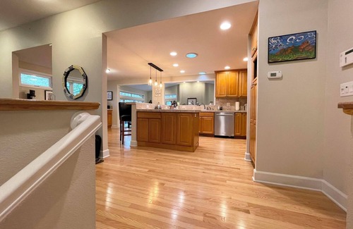 Baseline Sub Casa | Spacious Family Home with Hot Tub, Theater; near trails, Pearl, CU