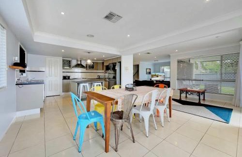 Banksia Beach Casa | Spacious Family & Pet-friendly Home on the Canal
