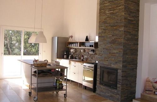 Cerbere Villa | Casa familiar con fantásticas vistas al mar y grandes agua salada piscina