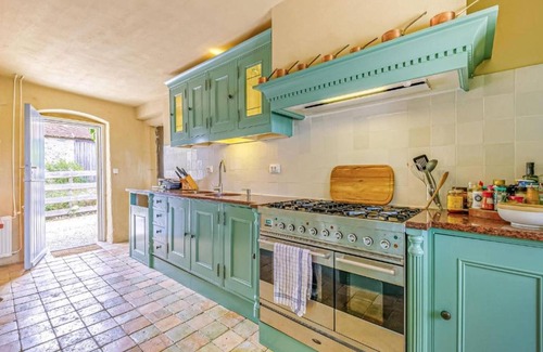 Palluau-sur-Indre Otro | Spacious farmhouse with garden in Val de Loire