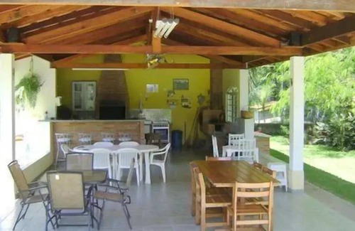 Atibaia Cabaña | Spacious farm in Atibaia, with Pool, Field and Barbecue - Dabra House