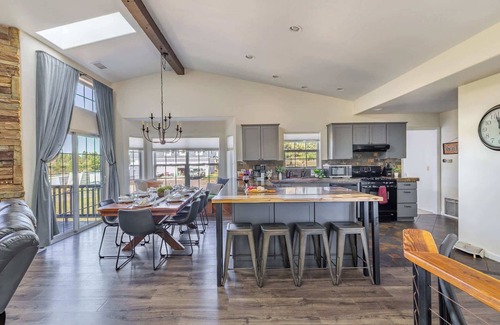 Mountainaire Casa | Spacious Flagstaff 5BR Hideaway w/ Hot Tub