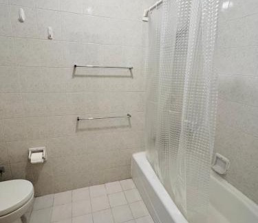 Islands District Apartamento | Spacious flat in Discovery bay!