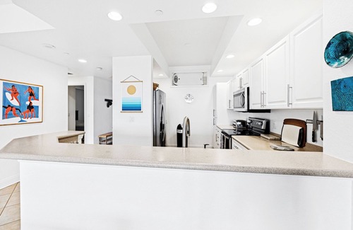 Inlet Villas Condominio | Spacious Gated Minorca Retreat, Pet Friendly with Pond Views and Resort Amenities - MM403