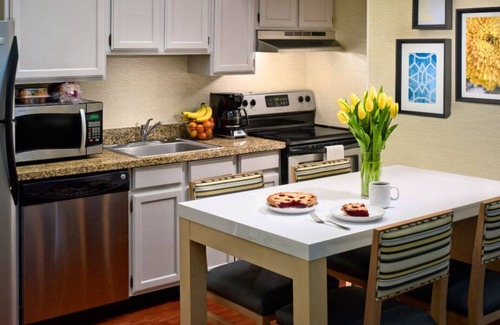 Somers Point Casa | Spacious Good-Value Accommodation! w/ Pool, Pet-Friendly, Near Surf Road Beach