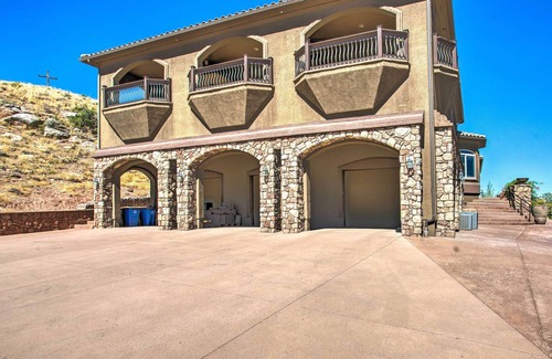 Redlands Cabaña | Spacious Grand Junction Home w/ Mountain View