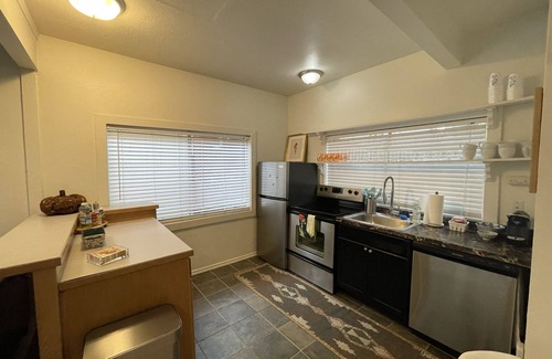 Westfield Casa | Spacious Guest House in the Heart of Central Austin- Walkable!