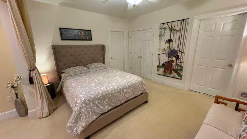 Princeton Casa | Spacious Guest Suite 5 Minutes to Princeton University with Free Parking