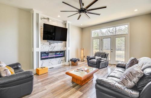 Newport News Casa | Spacious Hampton Vacation Home Near Beaches!