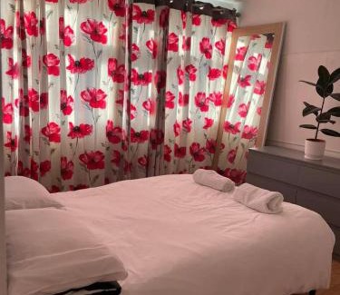 Waltham Cross Apartamento | Spacious Home by Lee Valley Rafting Waltham Cross