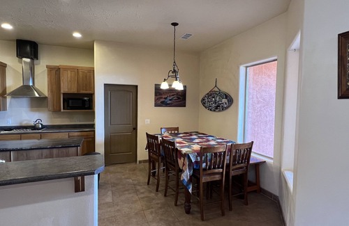 Page Casa | Spacious Home close to all Lake Powell activities