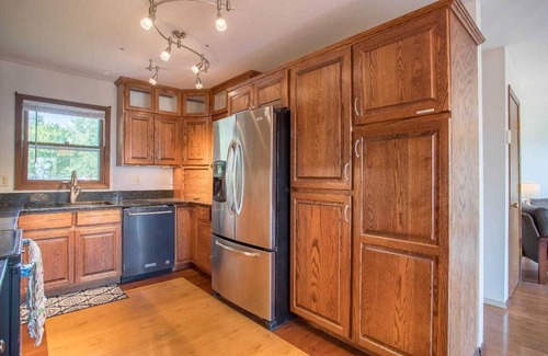 Moose Can Gully Casa | Spacious home in the South Hills of Missoula with a great view