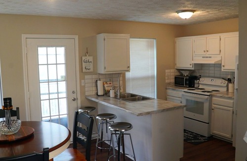 Lithia Springs Casa | Spacious Home Near Atlanta, Sweetwater Park, Six Flags and Airport
