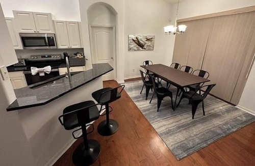 Tuscan Hills Casa | Spacious home near Disney!