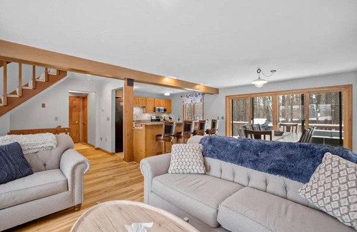 Gilford Casa | Spacious home near outdoor rec with deck, grill, games, smart TVs, AC, & W/D